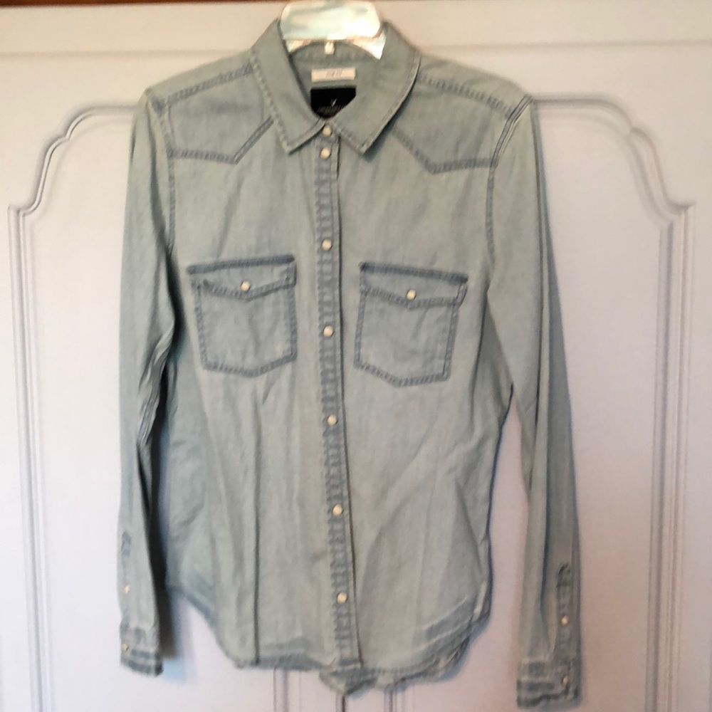 American Eagle denim button up
